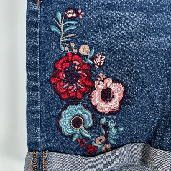 Vintage America Bestie Embroidered Denim Women Shorts Size 14 - Picture 4 of 8